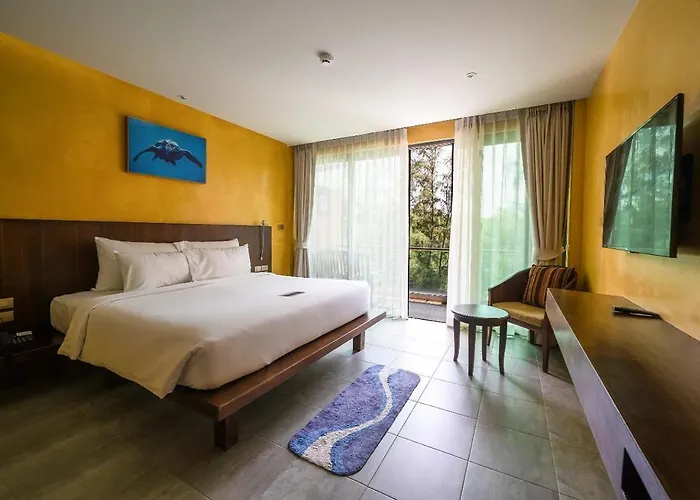 Coriacea Beachfront Boutique Phuket Resort - Sha Plus