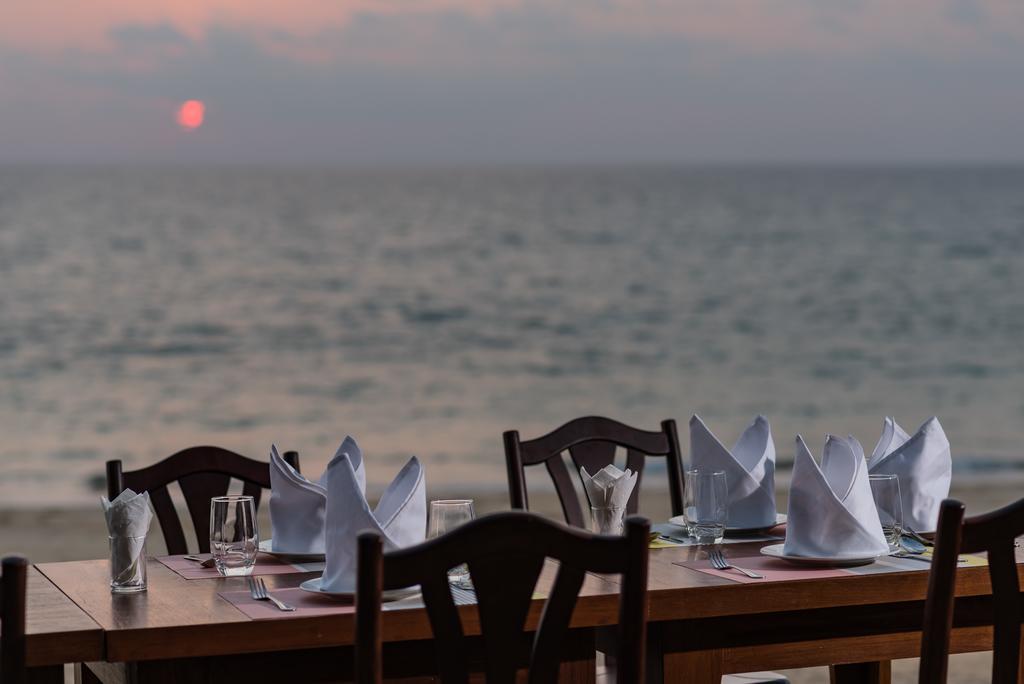 होटल Coriacea Beachfront Boutique Phuket - Sha Mai Khao